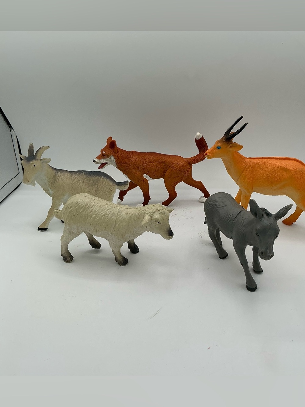 Set of Assorted hard plastic Farm Animal Figurines 5-7”